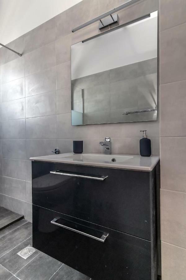 Lux 'N Comfort Apartments Tinos Екстер'єр фото
