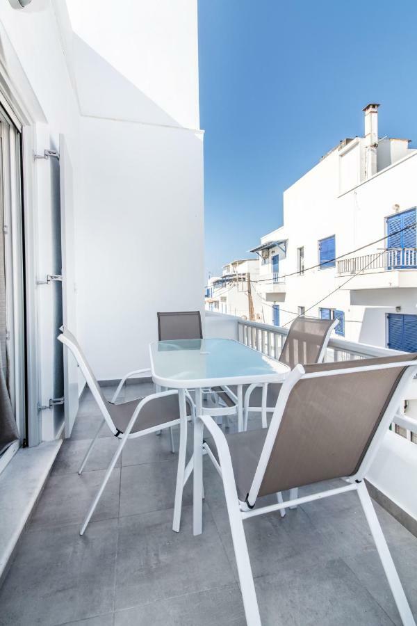 Lux 'N Comfort Apartments Tinos Екстер'єр фото