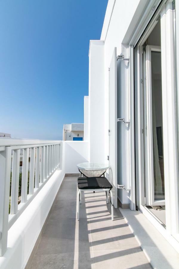 Lux 'N Comfort Apartments Tinos Екстер'єр фото