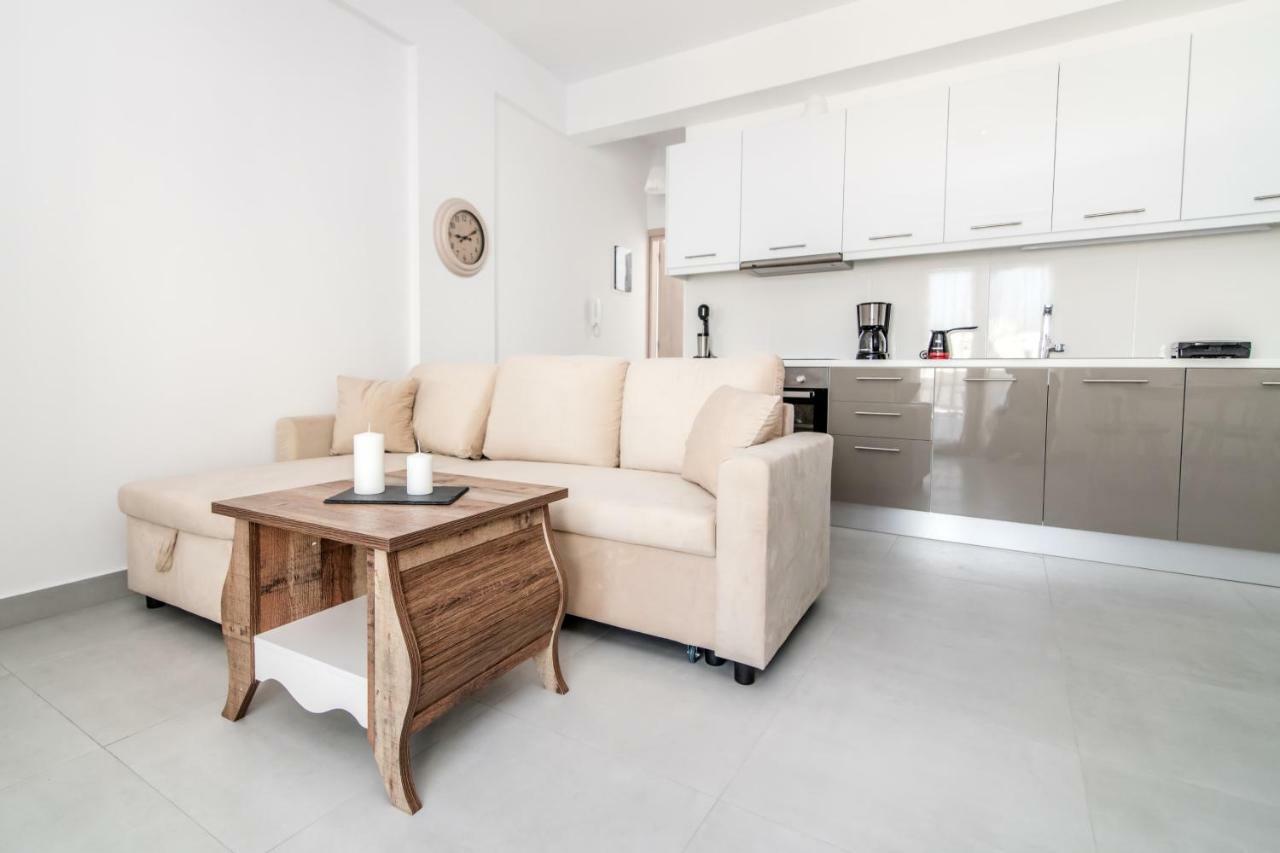 Lux 'N Comfort Apartments Tinos Екстер'єр фото