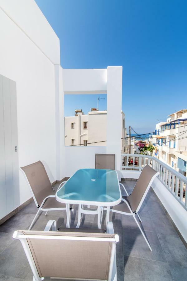 Lux 'N Comfort Apartments Tinos Екстер'єр фото