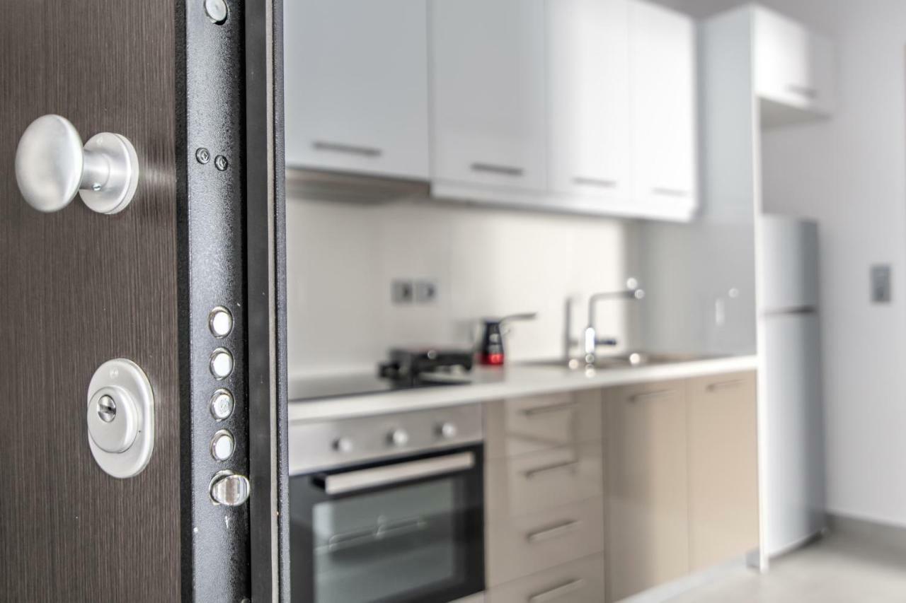 Lux 'N Comfort Apartments Tinos Екстер'єр фото